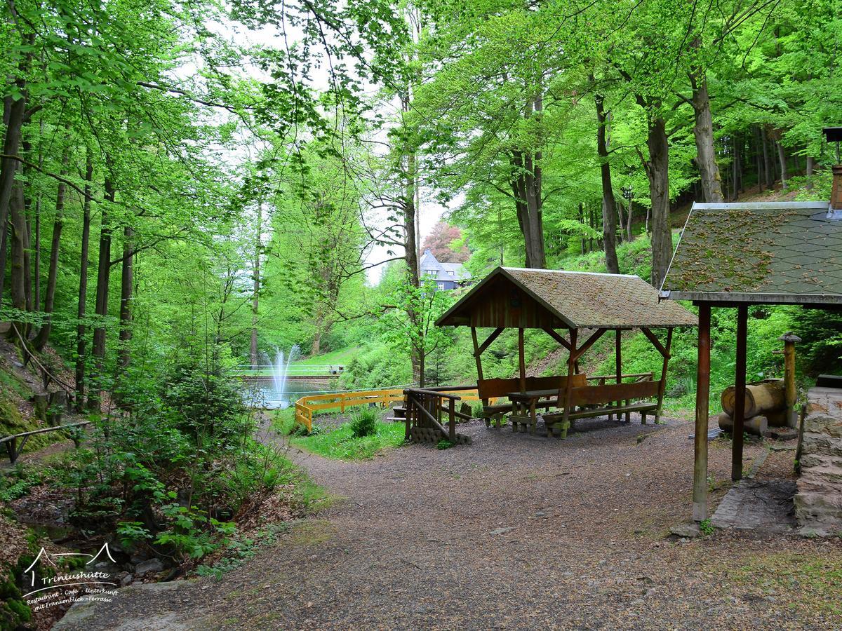 Die Triniushuette "Thueringens Schoenste Aussicht" Rauenstein Екстериор снимка