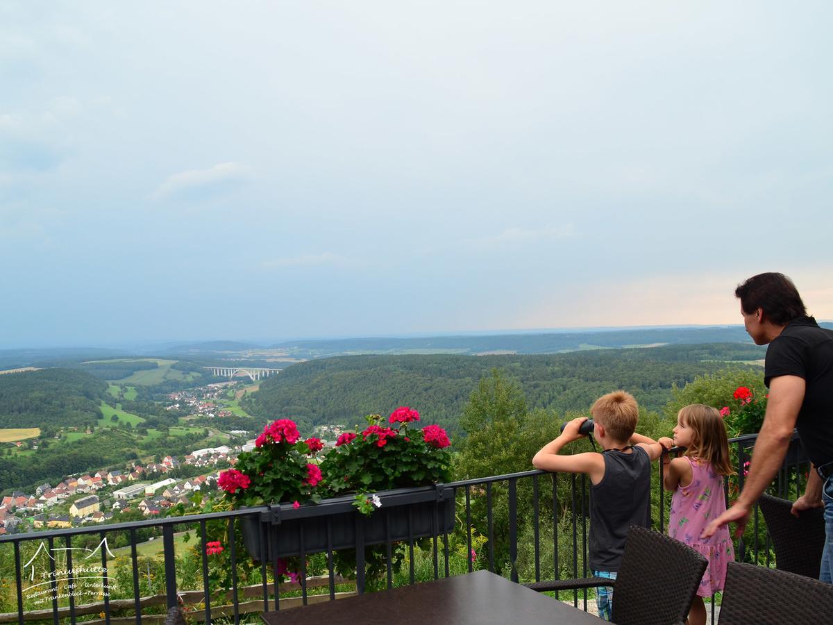 Die Triniushuette "Thueringens Schoenste Aussicht" Rauenstein Екстериор снимка