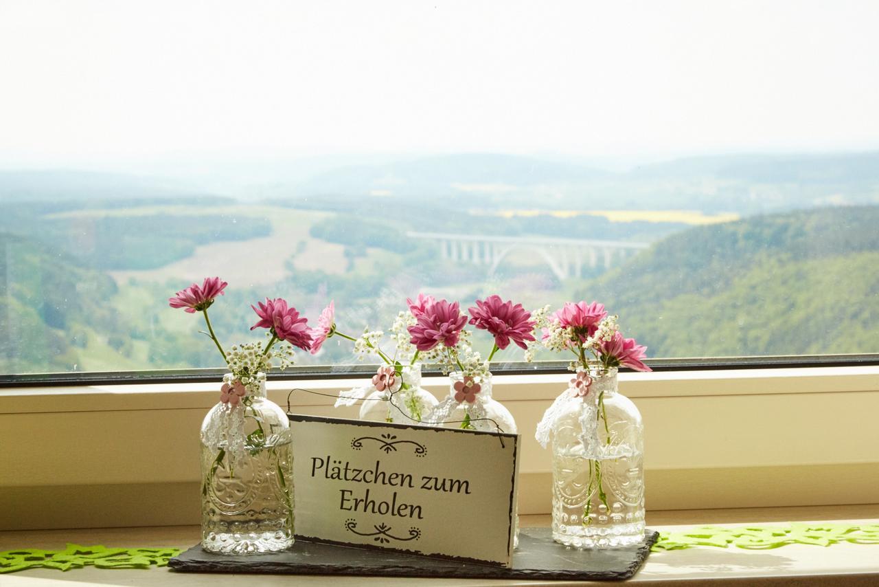 Die Triniushuette "Thueringens Schoenste Aussicht" Rauenstein Екстериор снимка